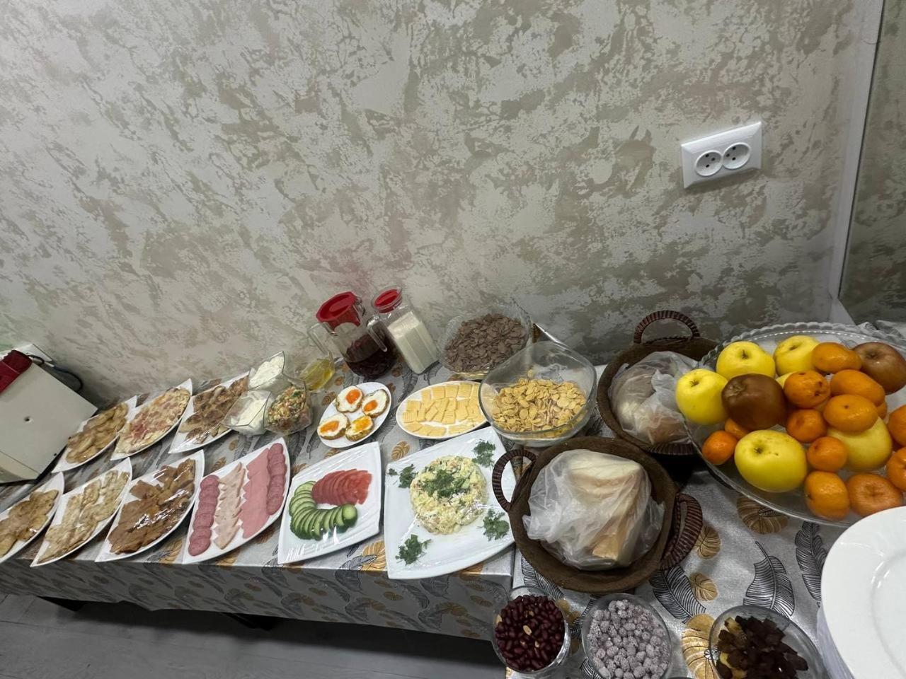 Art Inn Hotel Tashkent Bagian luar foto