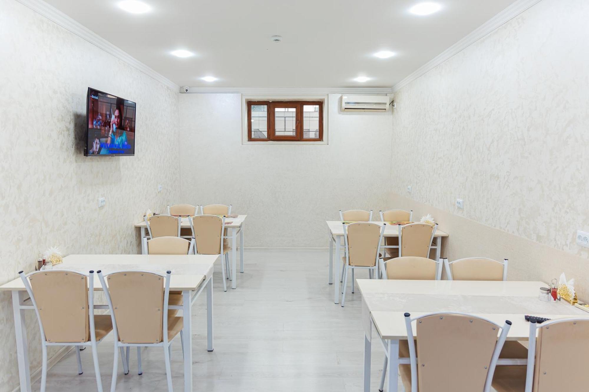 Art Inn Hotel Tashkent Bagian luar foto